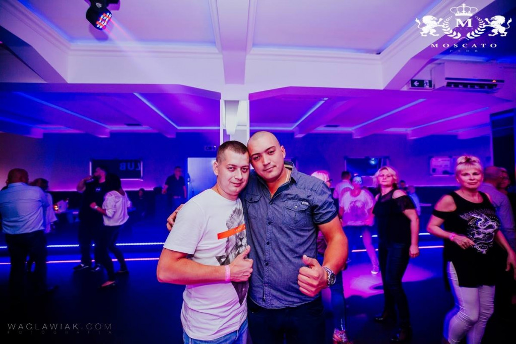Moscato Club:  Dj Seli & Anwil Dance Team