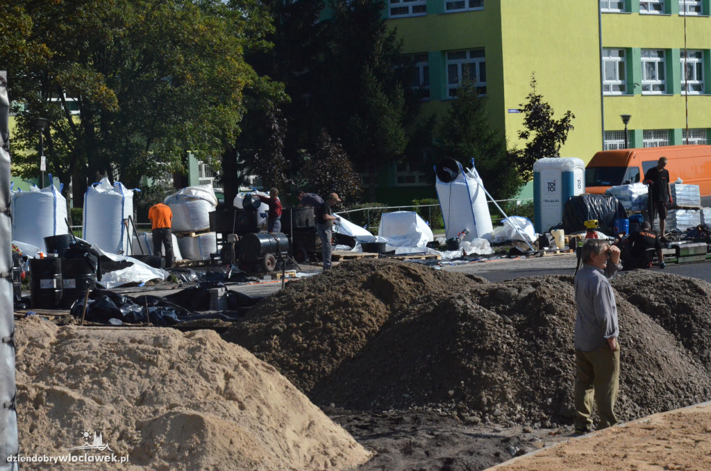Budowa boiska przy ZS Elektrycznych