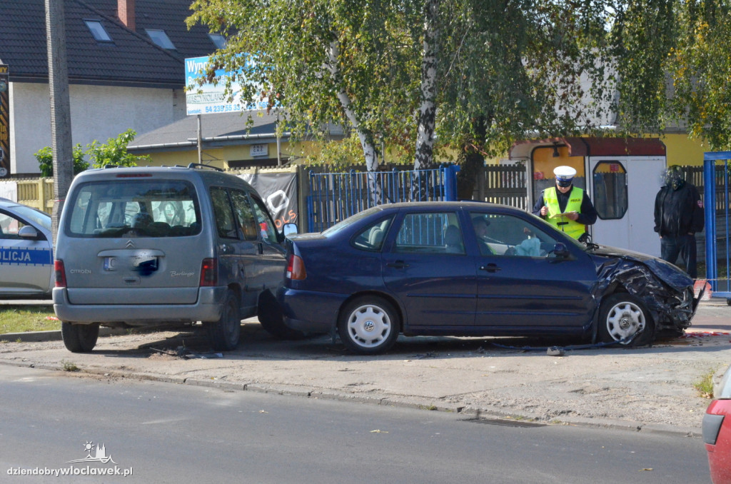 W Michelinie zderzyły się 3 auta
