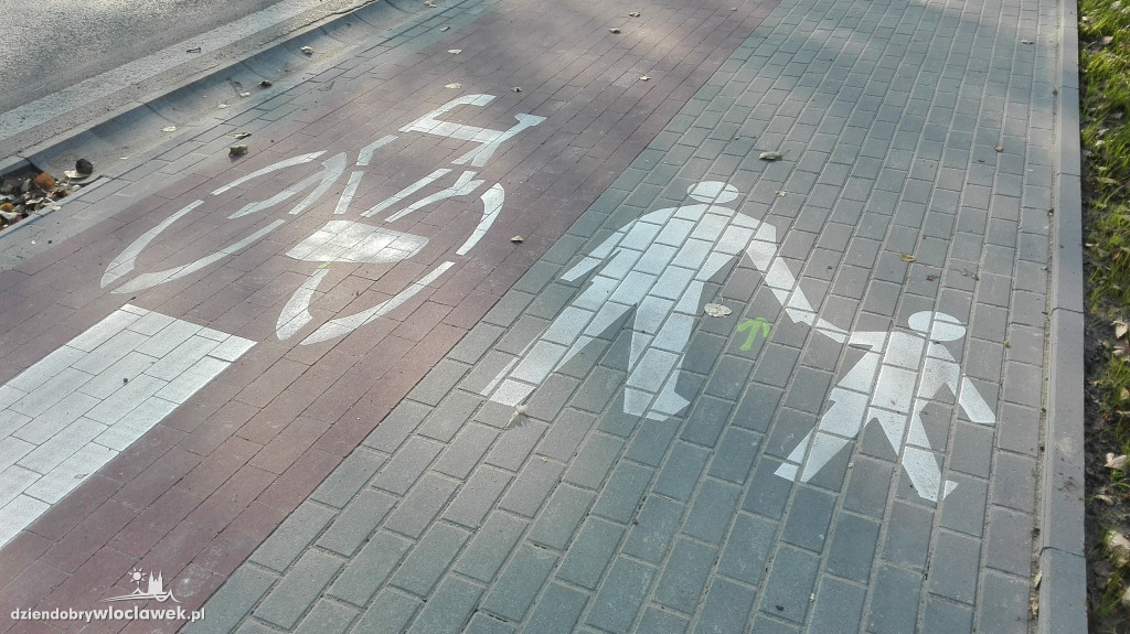 Jak jeździ się po nowym rondzie?