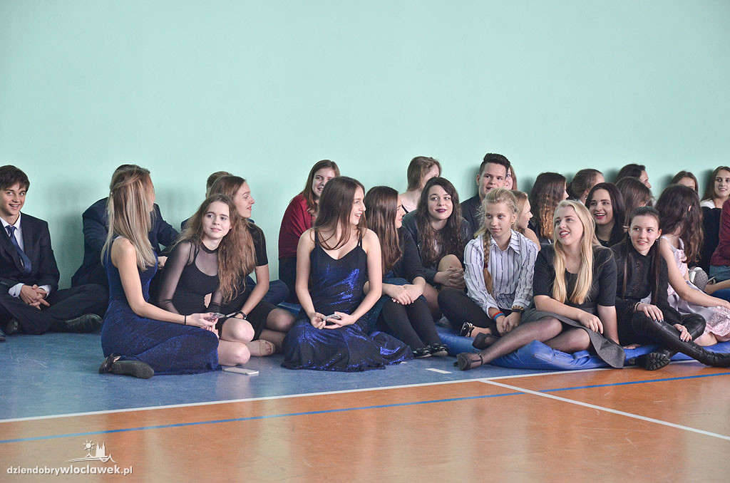 Otrzęsiny klas pierwszych w LZK