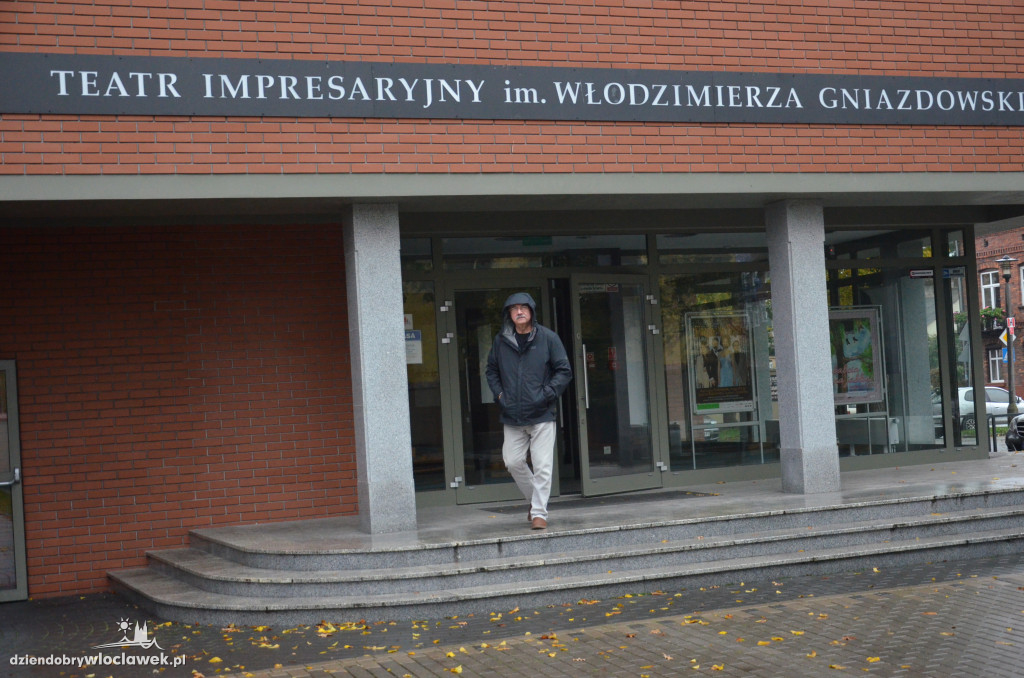 Ewakuacja Teatru Impresaryjnego
