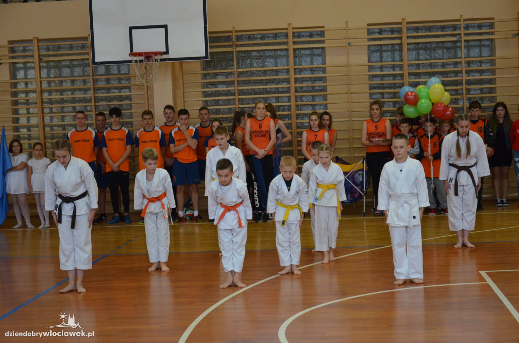Otwarcie boiska sportowego przy SP 2