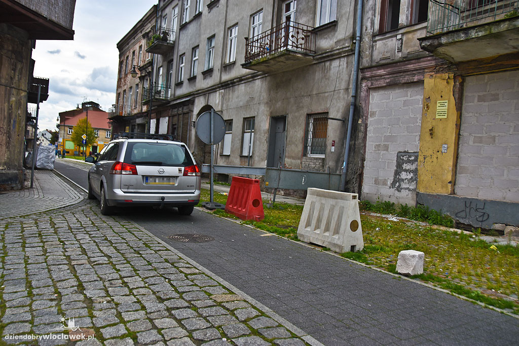 Budynek Tumska 11 do rozbiórki
