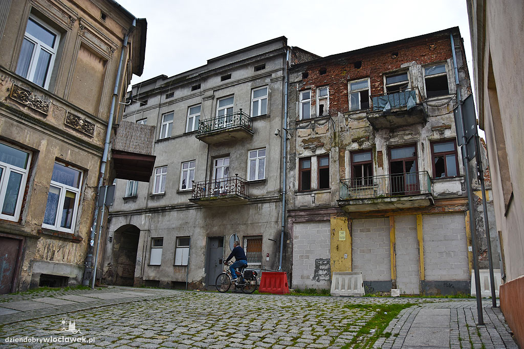 Budynek Tumska 11 do rozbiórki