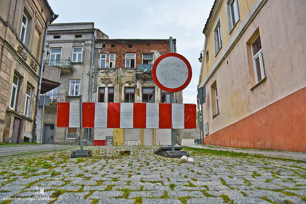 Budynek Tumska 11 do rozbiórki