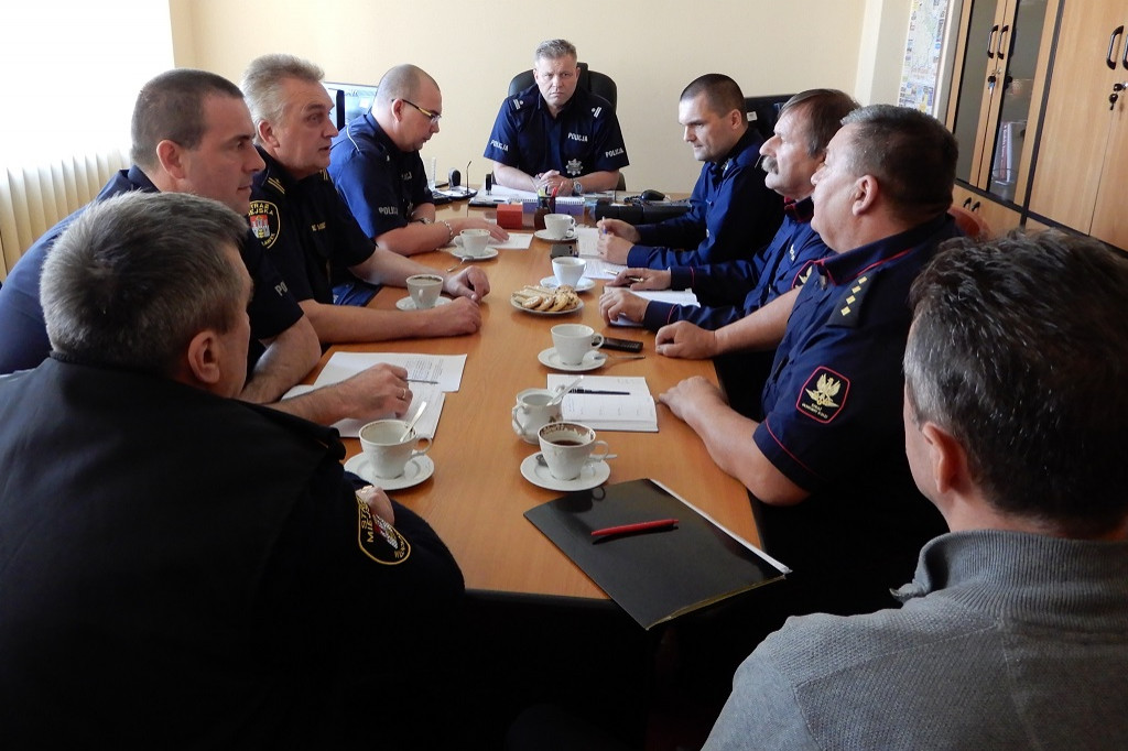 Policjanci rozmawiali o bezpieczeństwie