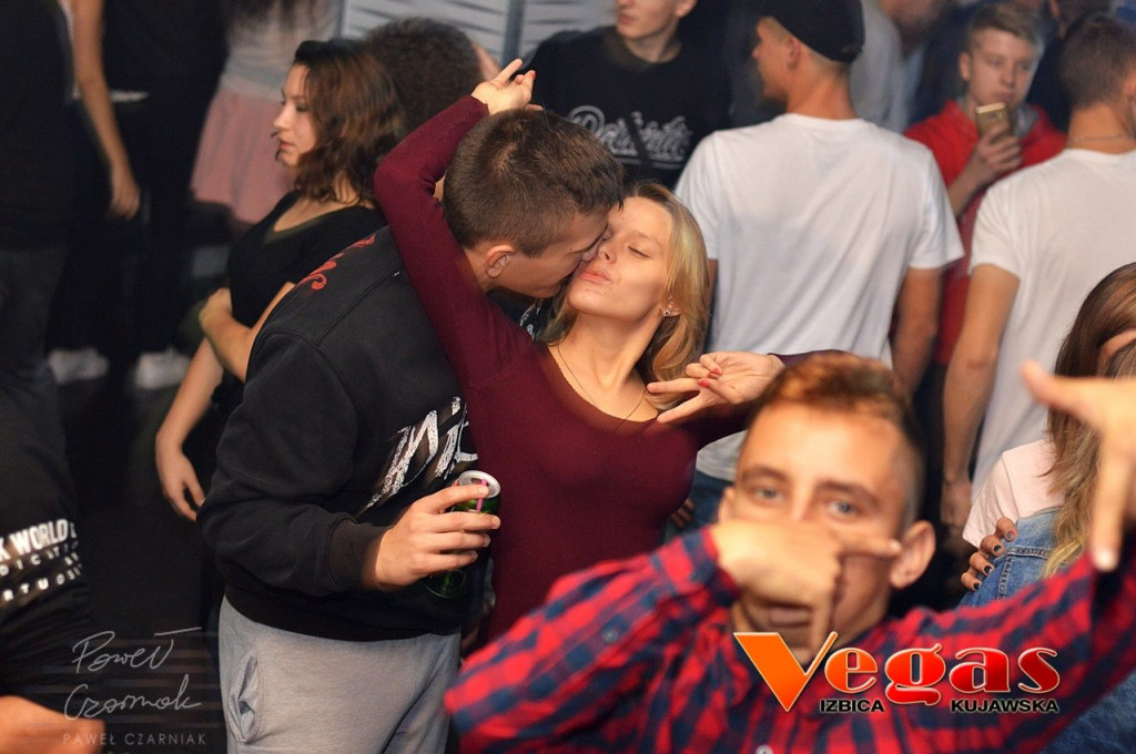 DJ Hazel w klubie Vegas w Izbicy Kuj.