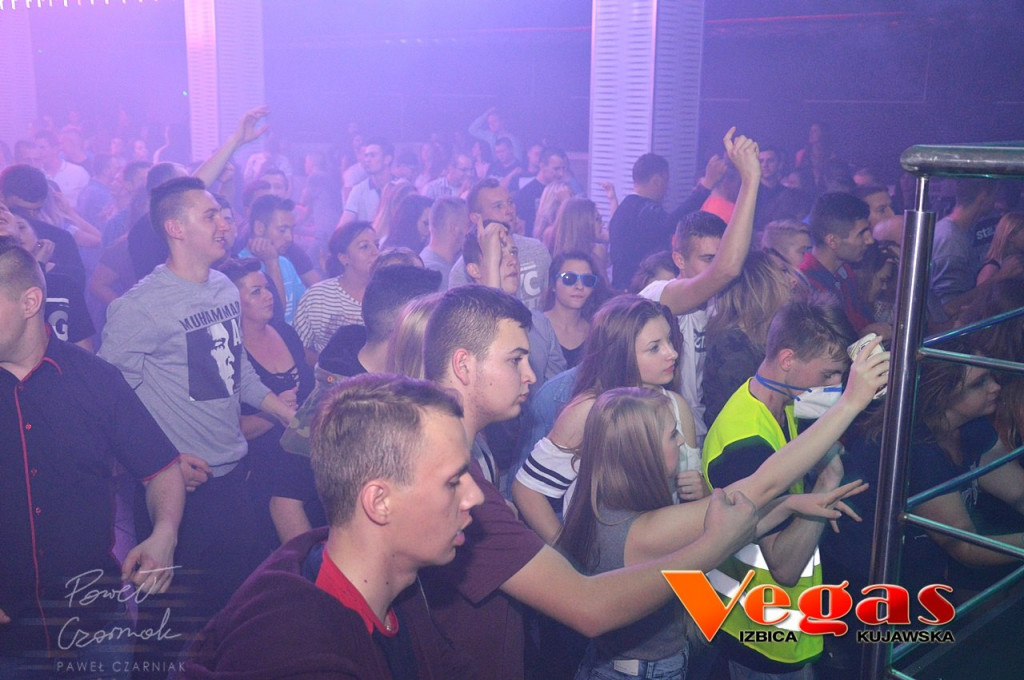 DJ Hazel w klubie Vegas w Izbicy Kuj.