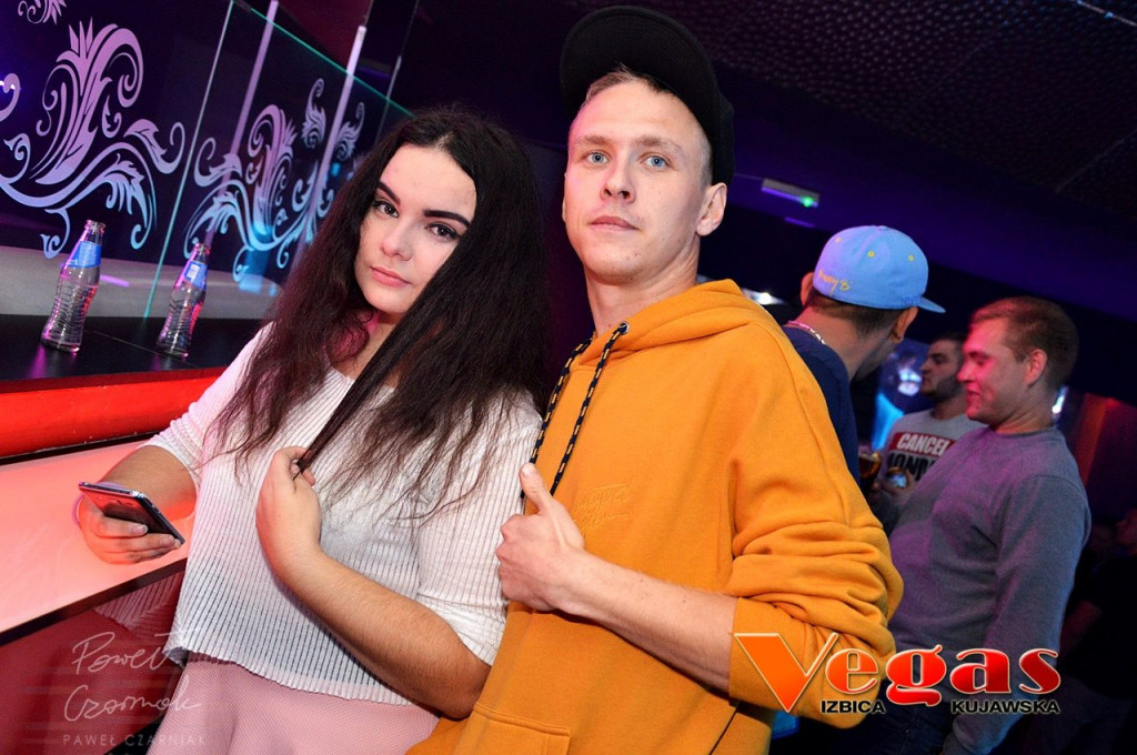 DJ Hazel w klubie Vegas w Izbicy Kuj.