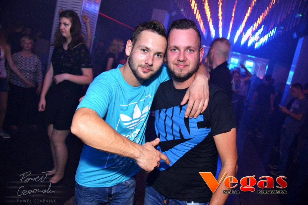 DJ Hazel w klubie Vegas w Izbicy Kuj.