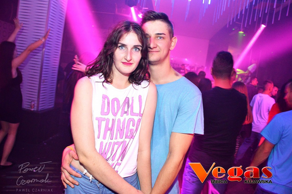 DJ Hazel w klubie Vegas w Izbicy Kuj.