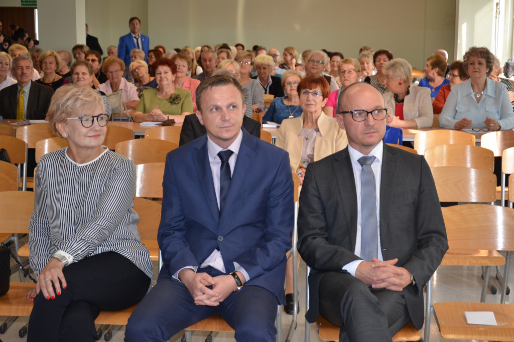 Studenci - seniorzy rozpoczęli rok