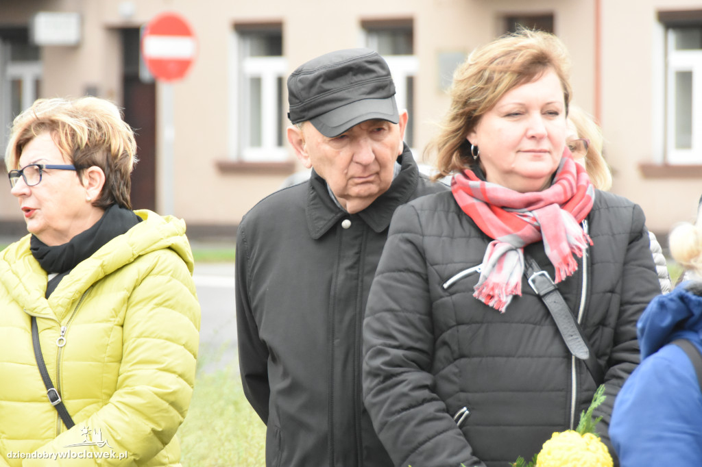 Nadanie rondu imienia TON