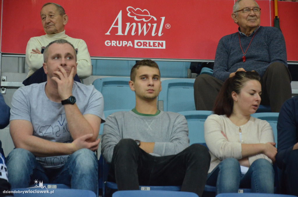 Kibice na meczu Anwil - Czarni Słupsk