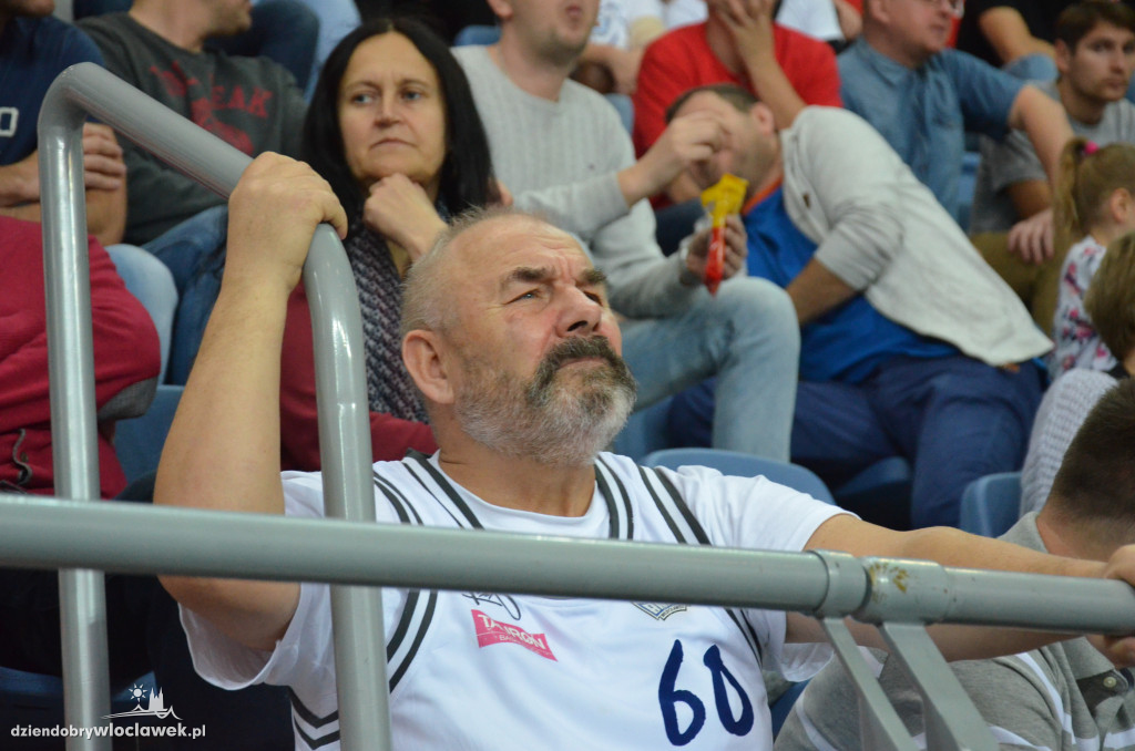 Kibice na meczu Anwil - Czarni Słupsk