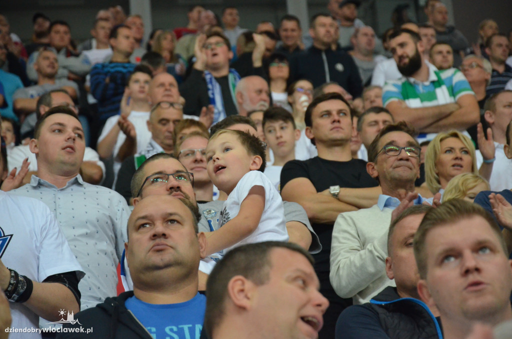 Kibice na meczu Anwil - Czarni Słupsk