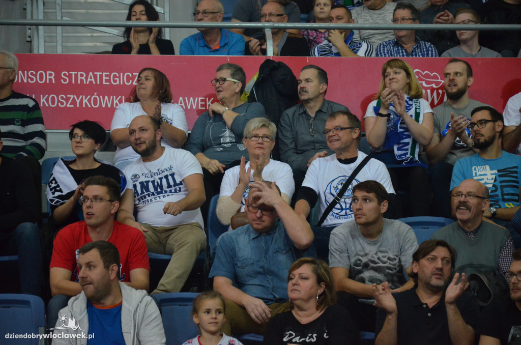 Kibice na meczu Anwil - Czarni Słupsk