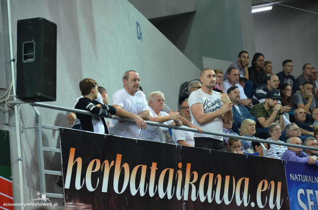 Kibice na meczu Anwil - Czarni Słupsk