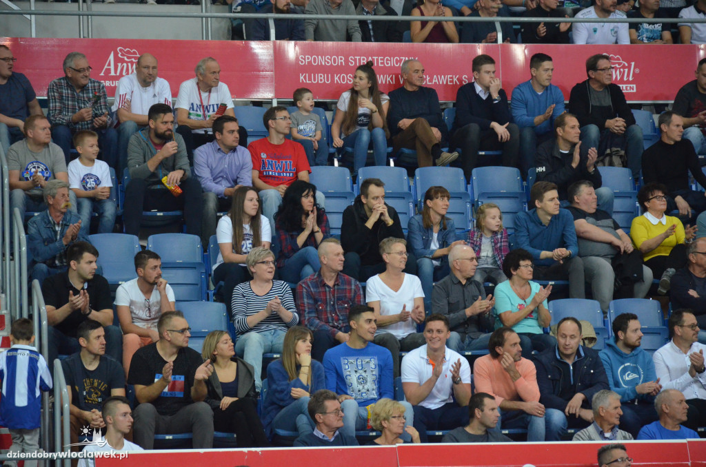 Kibice na meczu Anwil - Czarni Słupsk