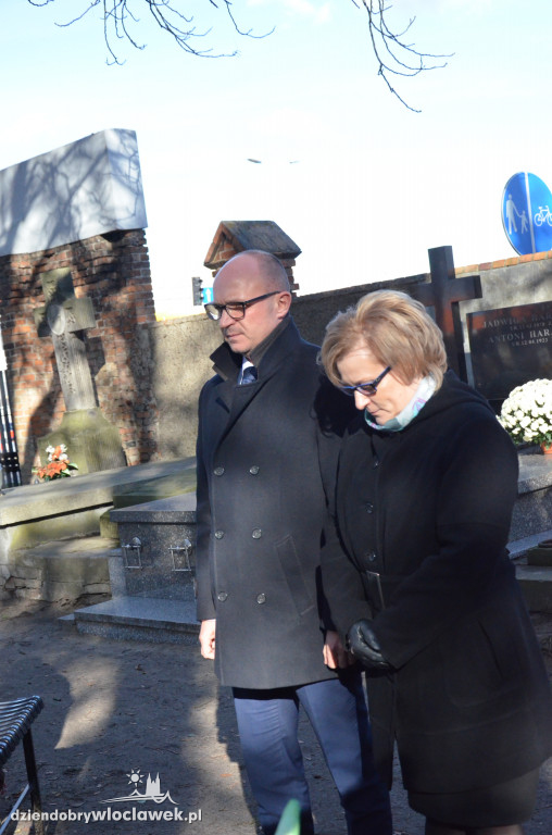 Odwiedzili groby znanych włocławian