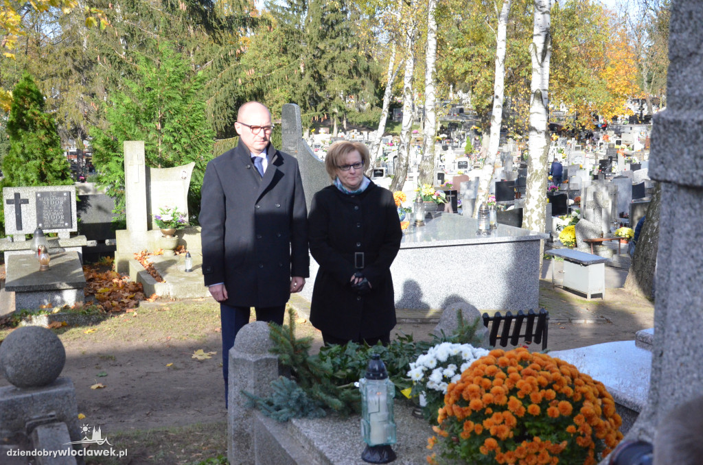 Odwiedzili groby znanych włocławian