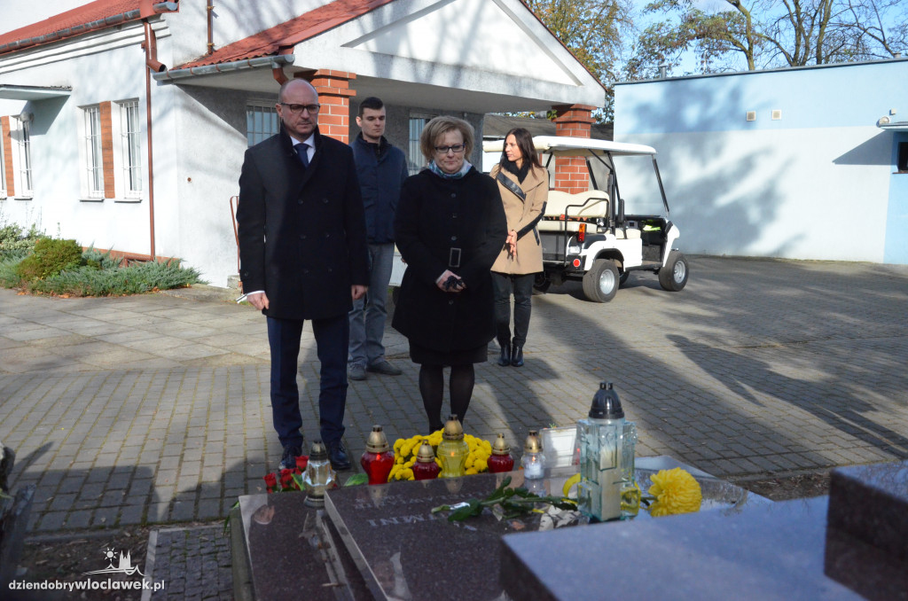Odwiedzili groby znanych włocławian
