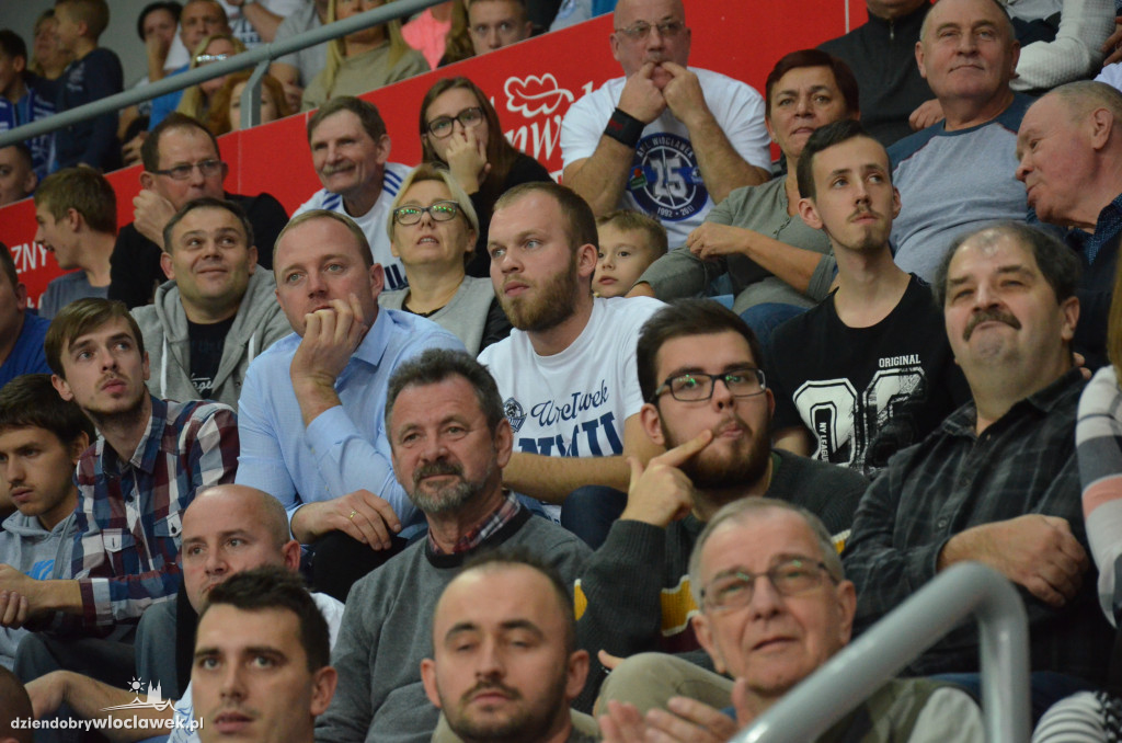 Kibice podczas meczu Anwil - TBV Start