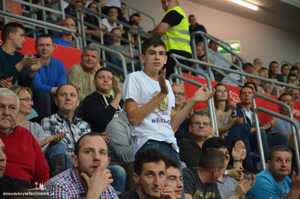Kibice podczas meczu Anwil - TBV Start