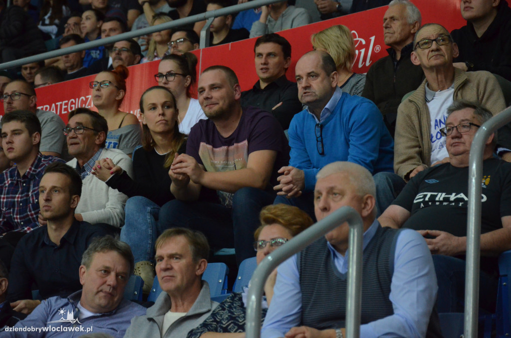 Kibice podczas meczu Anwil - TBV Start
