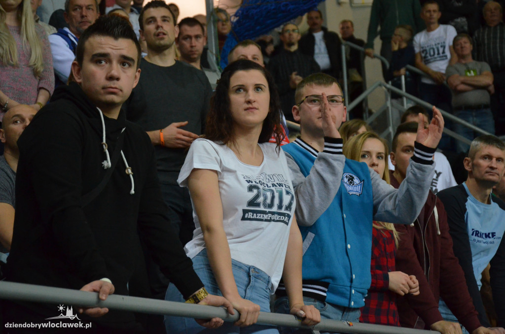 Kibice podczas meczu Anwil - TBV Start