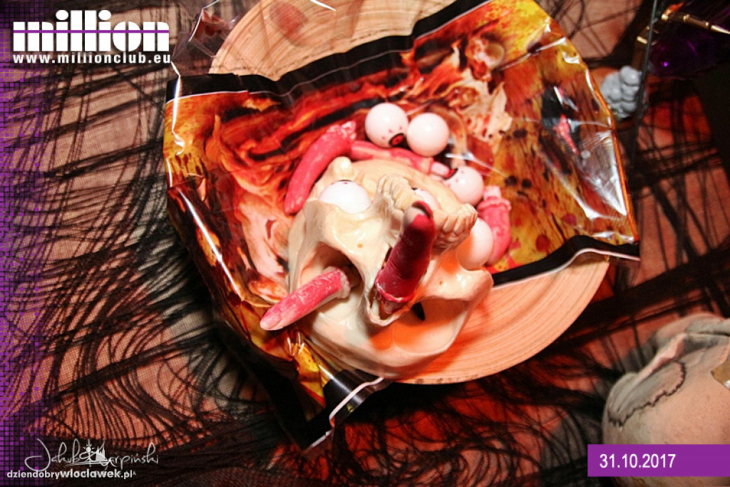 Impreza na Halloween w klubie Million