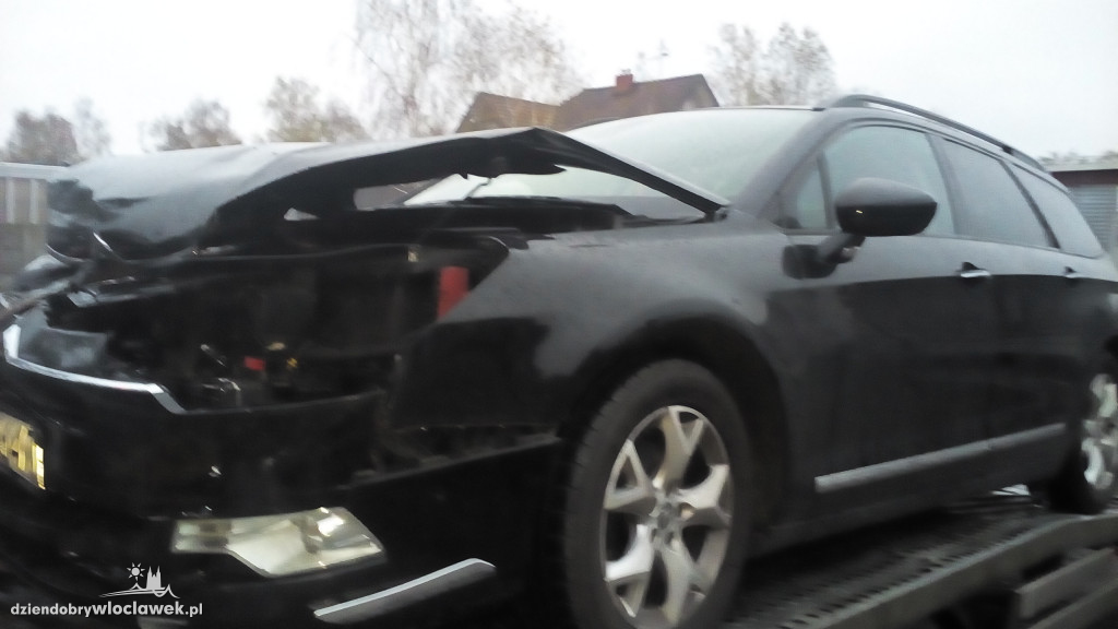Kolizja 3 aut na drodze krajowej nr 91