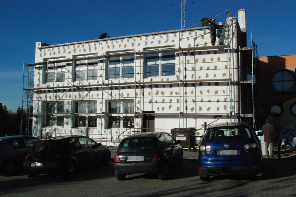 Termomodernizacja szkoły w Kłóbce