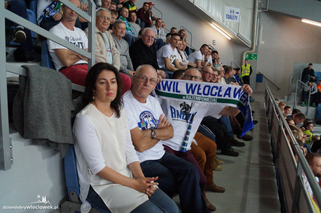 Kibice na meczu Anwil - Legia Warszawa