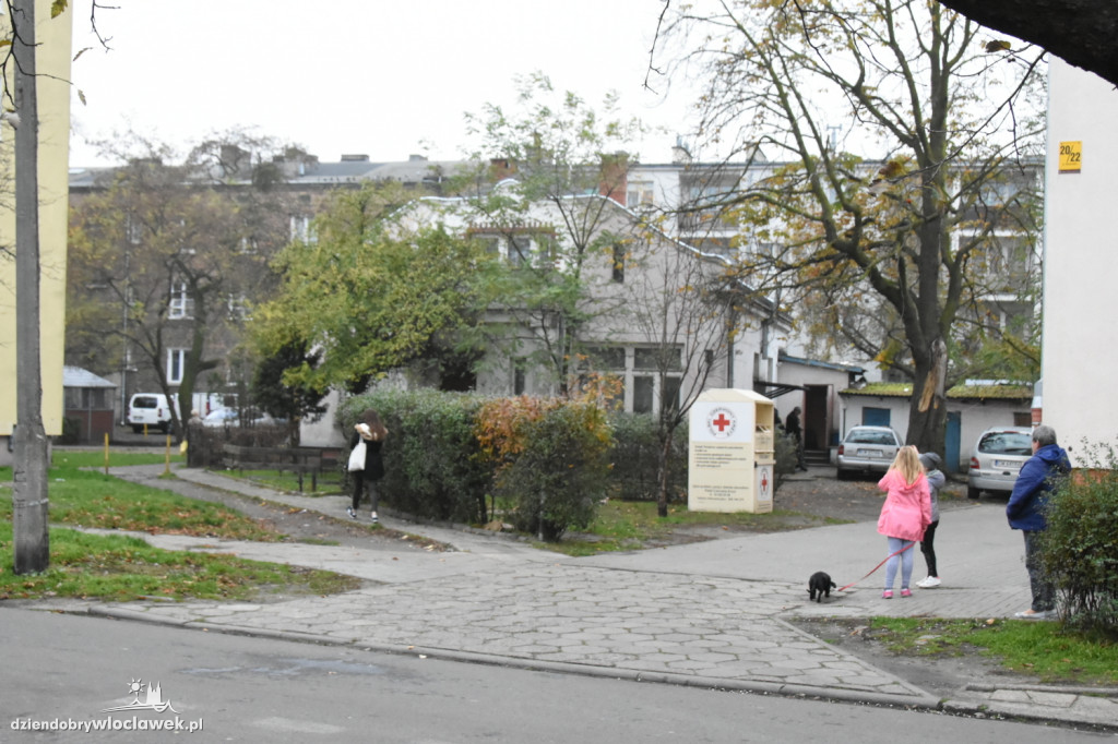 3 zastępy strażaków w akcji w centrum
