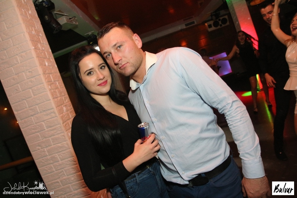 Sobotnia noc w sali Bulvar w Milionie