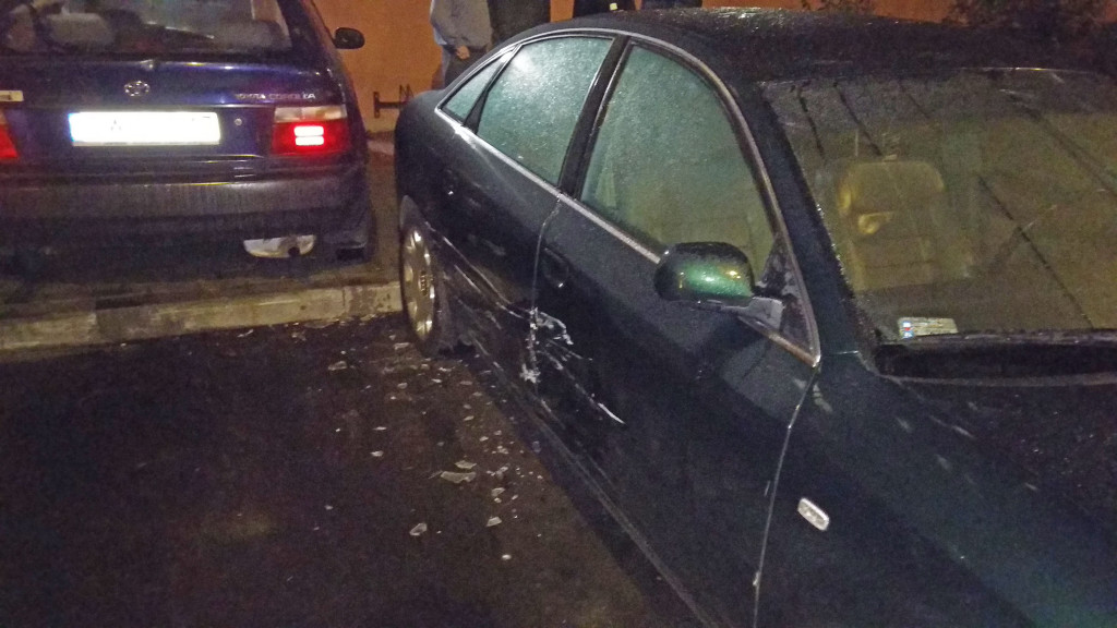 18-latek uszkodził 3 samochody