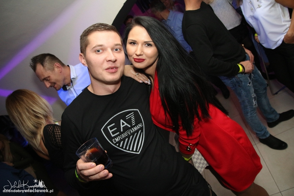 Sobotnia noc w Browarze Loft