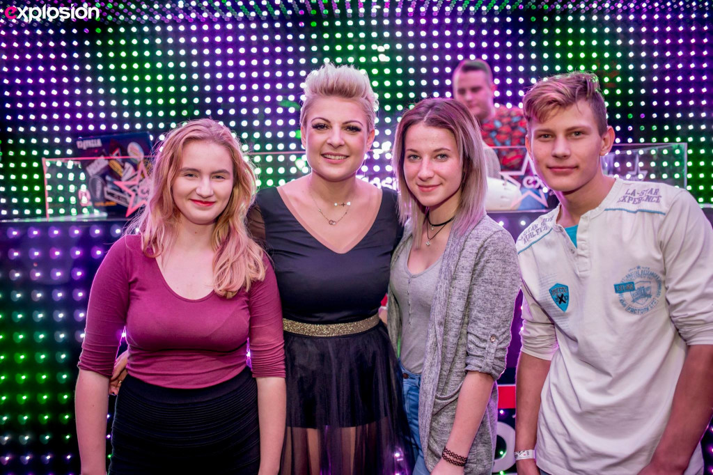 Piękni i Młodzi w klubie Explosion