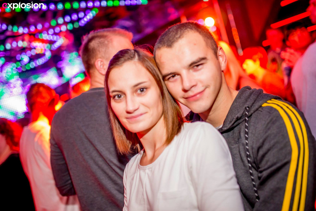 Piękni i Młodzi w klubie Explosion