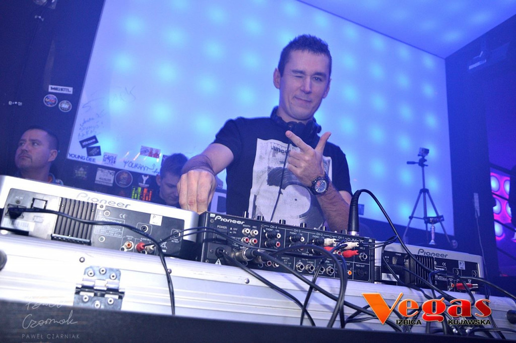 Szalona impreza w klubie Vegas