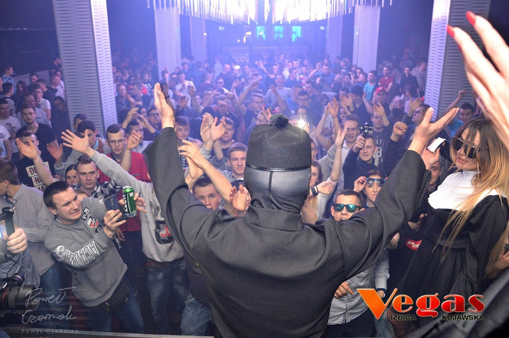 Szalona impreza w klubie Vegas