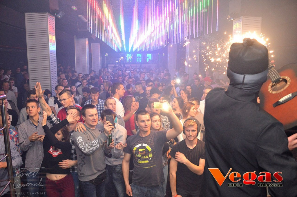 Szalona impreza w klubie Vegas