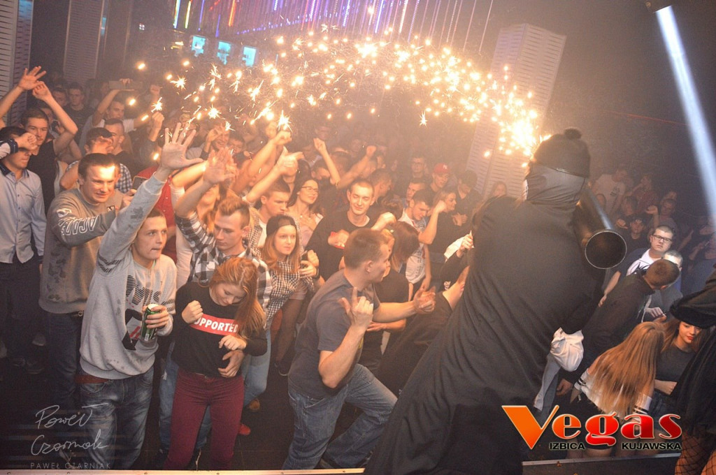 Szalona impreza w klubie Vegas