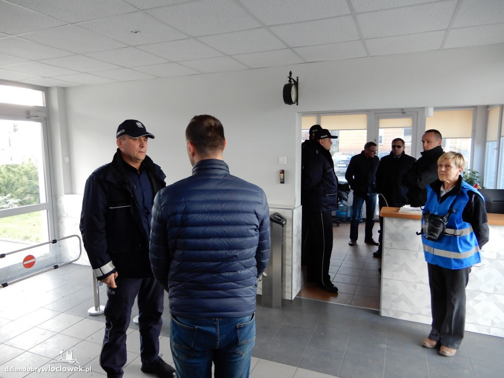 Ćwiczenia w chłodni przy Wysokiej