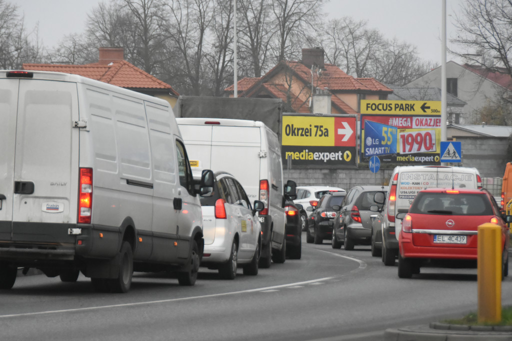 Kompletnie zakorkowana aleja Chopina