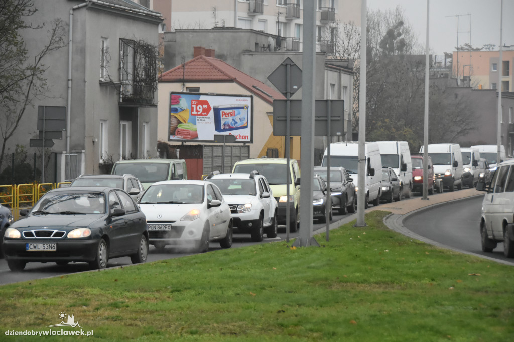 Kompletnie zakorkowana aleja Chopina