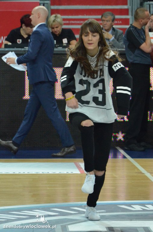 Anwil Dance Team na meczu ze Stalą