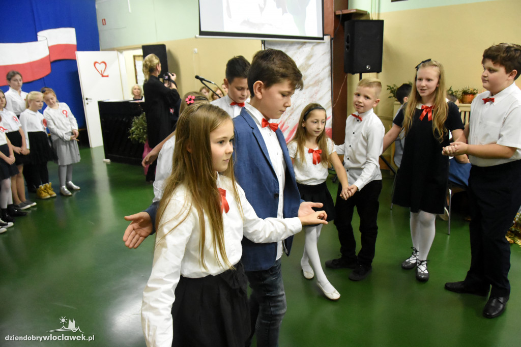 Wieczornica patriotyczna w SP2